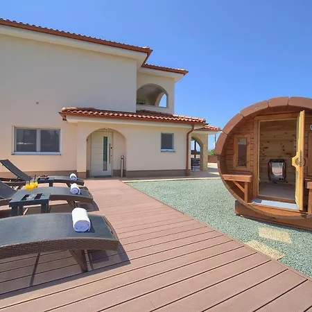 House Sea & Sun Rasopasno