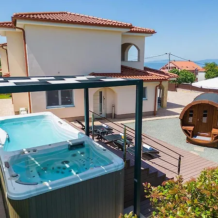 House Sea & Sun